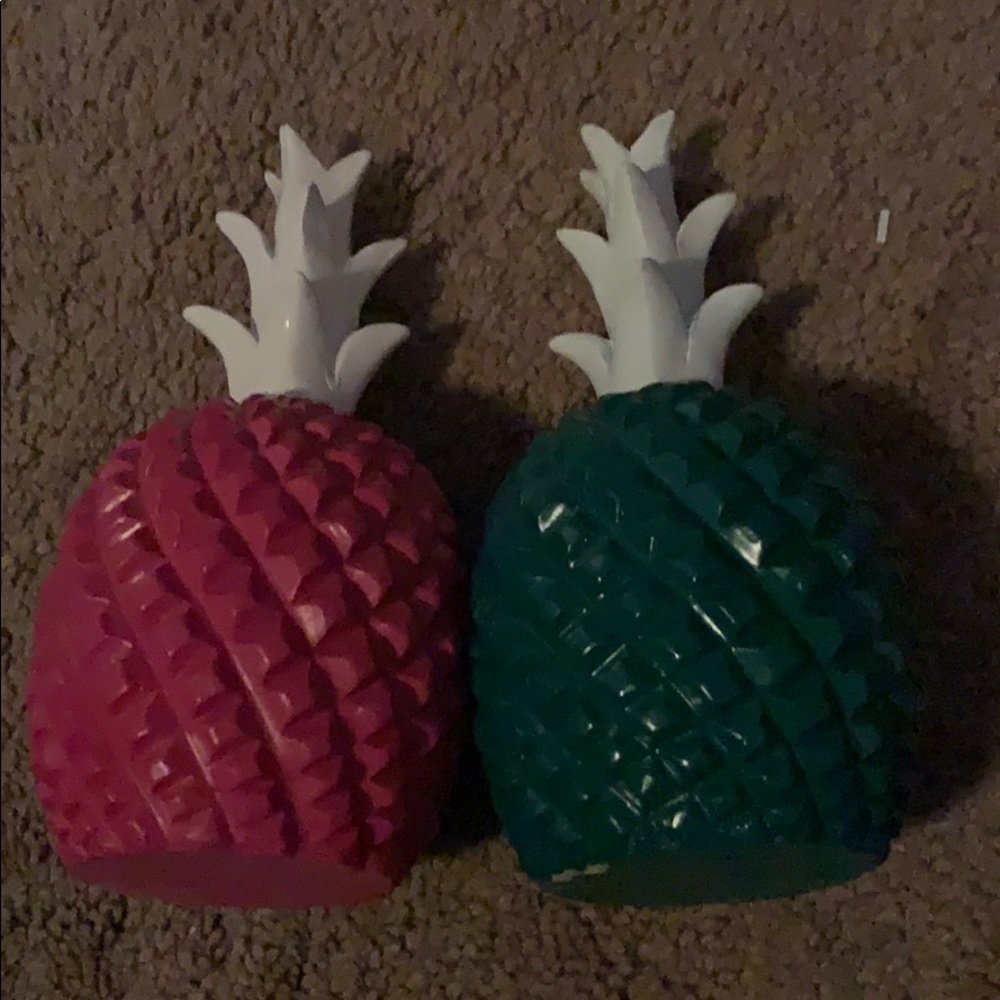 pineapple decor